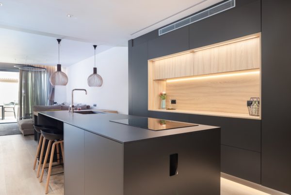 Oak te explica cómo ahorrar en luz decorando tu hogar