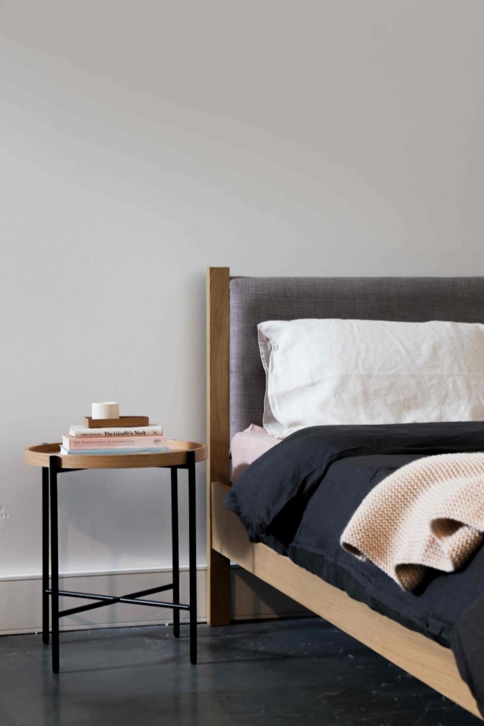 Mesitas de noche originales para tu dormitorio, 5 ideas con encanto y para todos los gustos