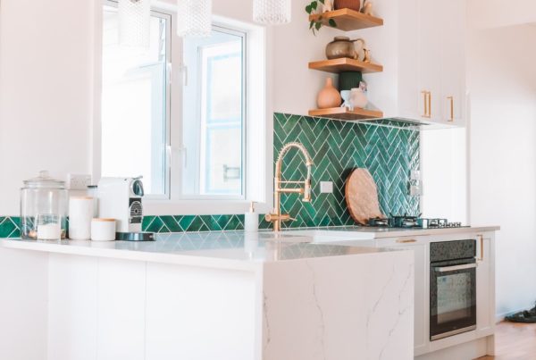Ideas para elegir azulejos para cocinas blancas